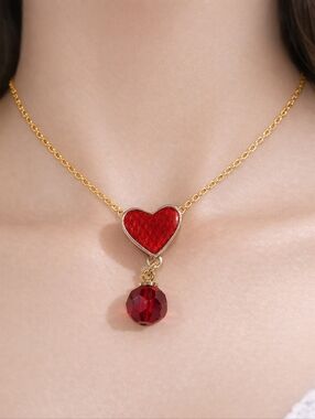 Vantel Pearls Silver Red Crystal Heart Pendant Necklace – Gold Chain Jewelry